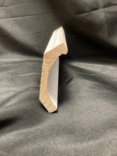 Load image into Gallery viewer, 41-2covecrownwbead2_ad9ed19b-6f9a-4277-883e-5085b4523131.jpg
